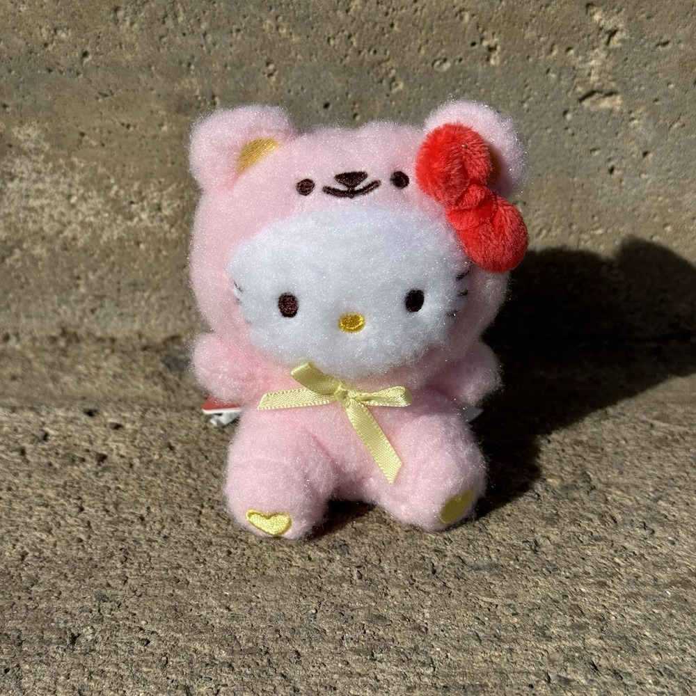 NWT Sanrio Hello Kitty Pink Bear Costume Plush (X-Small - 3.5in)‎ [ROUND ONE]